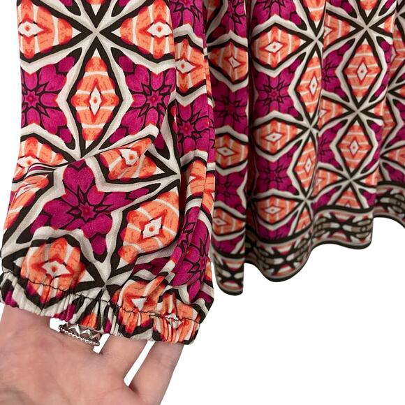 Chico's Off the Shoulder Pink Orange Geo Print Top Womens 12 - Picture 6 of 7